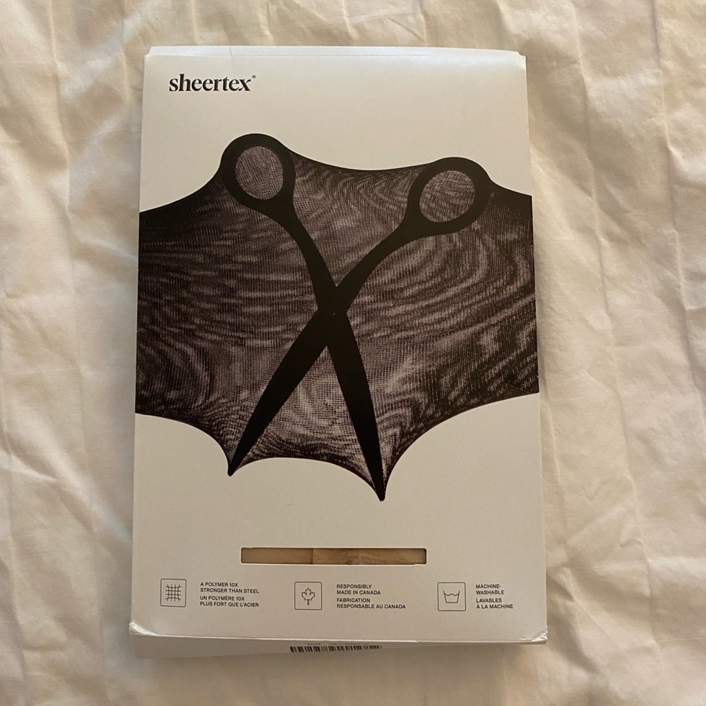 Sheertex Nude Rip-Resistant Tights in Light Medium